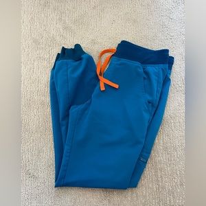 Figs jogger scrub pants